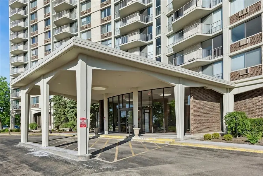 40 N Tower Road #8F, Oak Brook, IL 60523 - #3