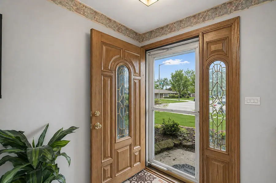 927 Gregory Lane, Schaumburg, IL 60193 - #2
