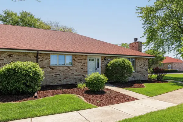 7520 W Willowood Court, Orland Park, IL 60462