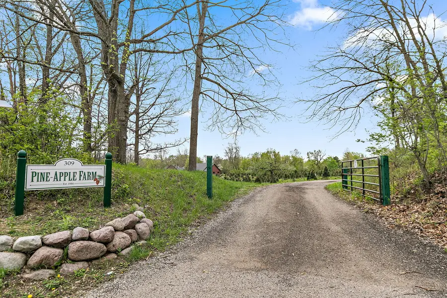 309 Three Oaks Road, Cary, IL 60013 - #2