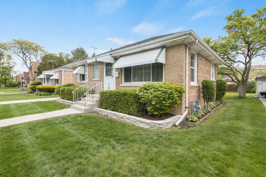 2509 S 10th Avenue, Broadview, IL 60155 - #3