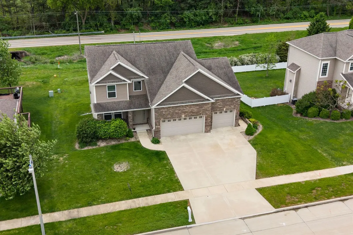 5403 Ferryman Road, Bloomington, IL 61705 - #1