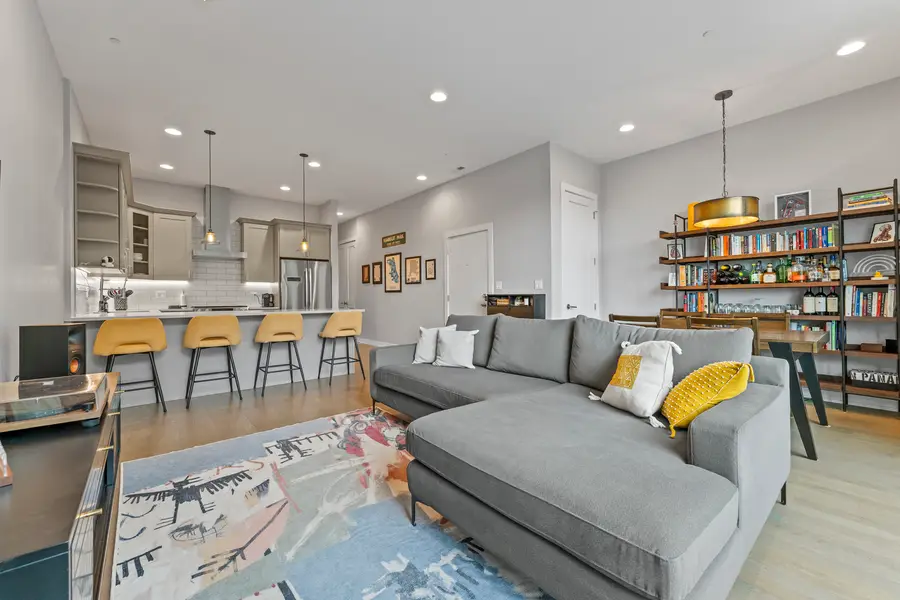 2733 W Hirsch Street #2E, Chicago, IL 60622 - #2