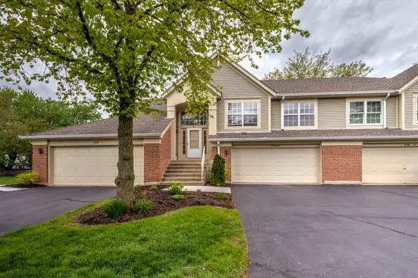 338 Ashford Circle #2, Bartlett, IL 60103