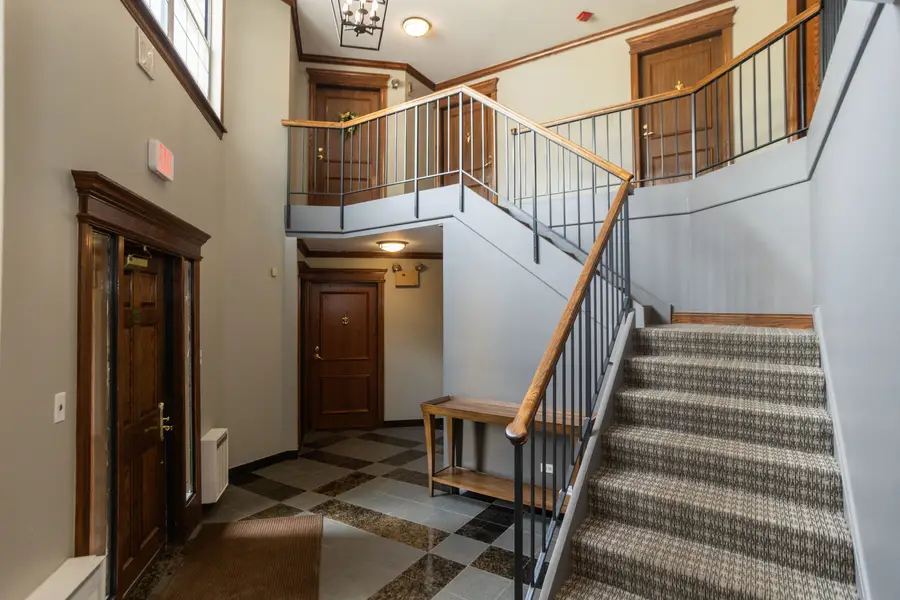 1757 Eastwood Court #1, Schaumburg, IL 60195 - #3
