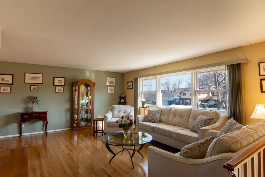 2S478 Lloyd Avenue, Lombard, IL 60148 - #2