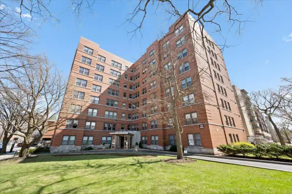 1585 Ridge Avenue #705, Evanston, IL 60201