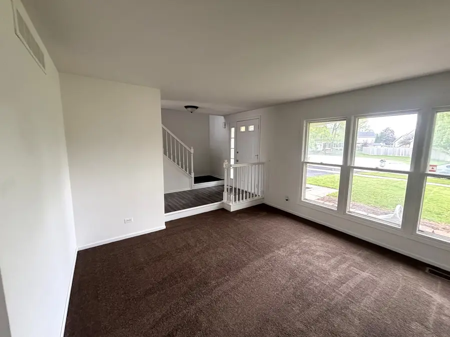 1 Collingwood Court, Bolingbrook, IL 60440 - #3