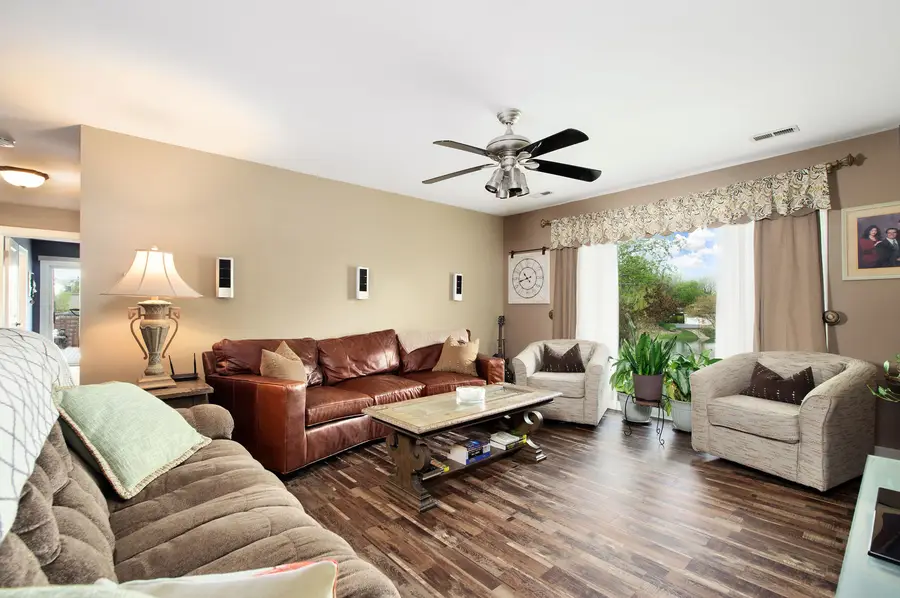 1408 S New Wilke Road #2-B, Arlington Heights, IL 60005 - #3