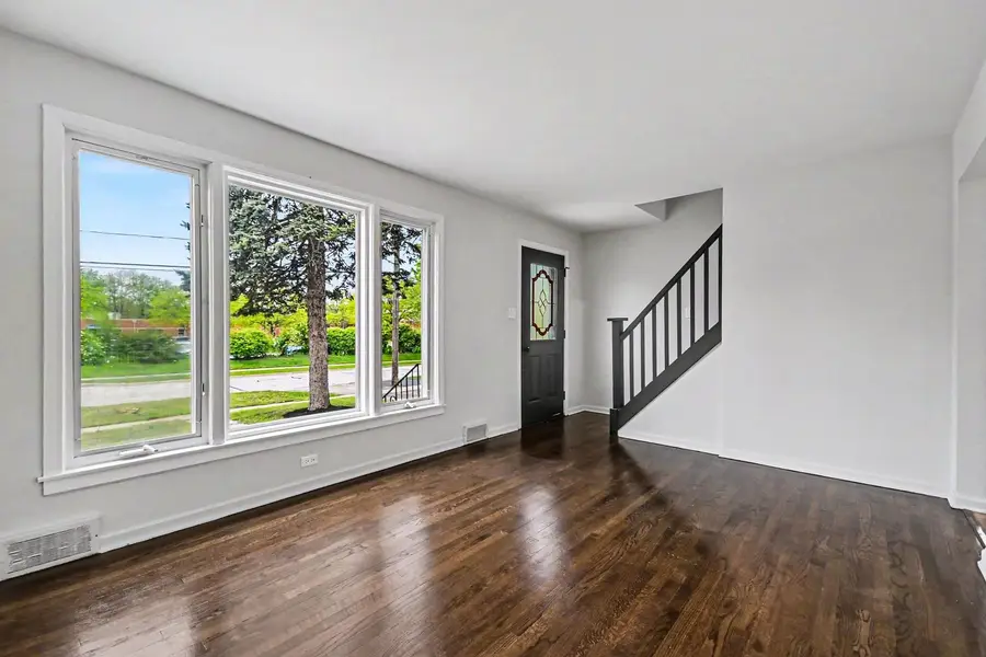 835 S Addison Avenue, Villa Park, IL 60181 - #3
