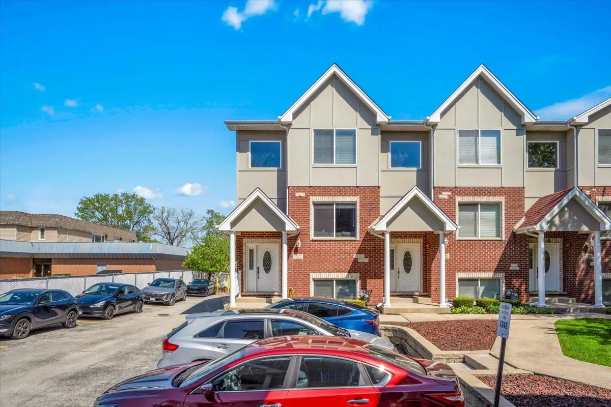 7222 W 83rd Street, Bridgeview, IL 60455 - #1