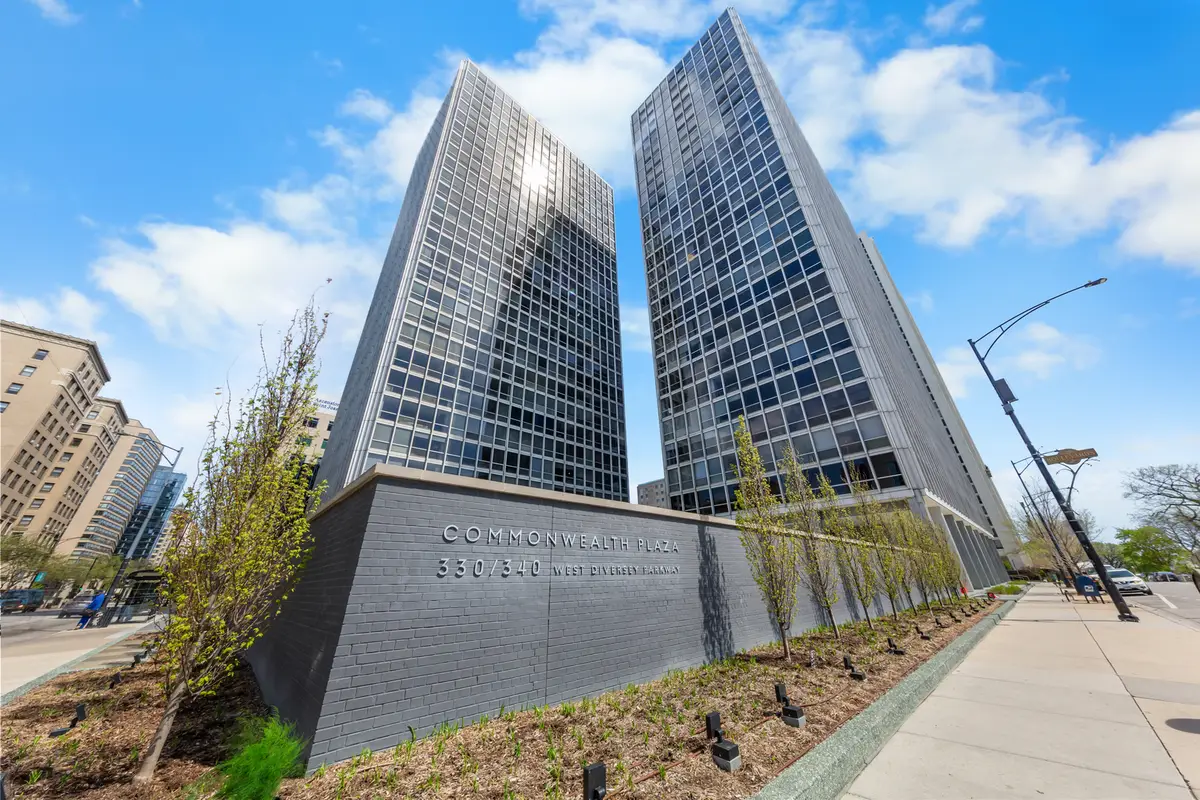 340 W Diversey Parkway #715, Chicago, IL 60657 - #1