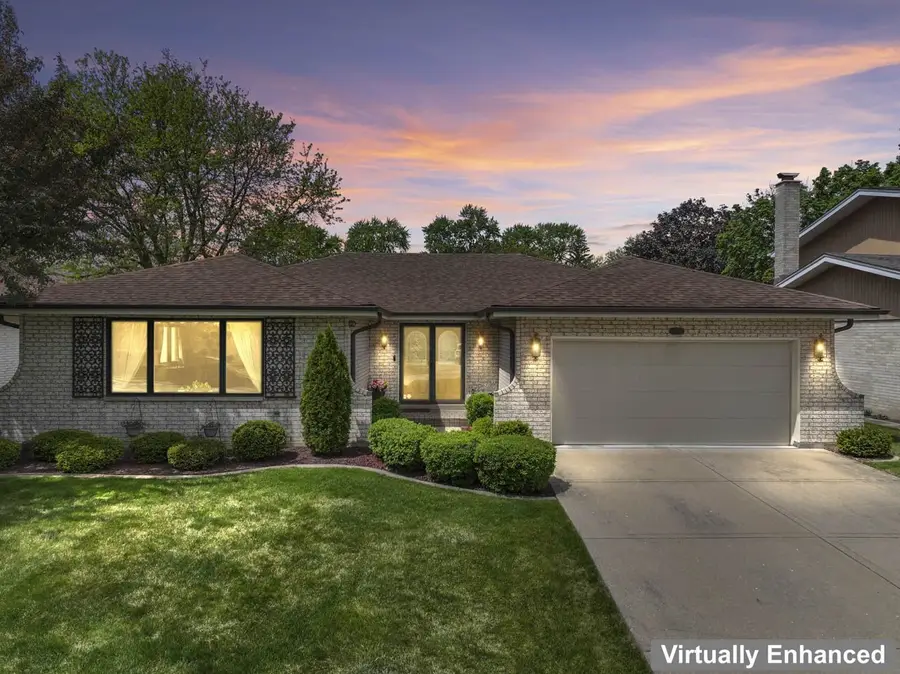 404 S Helena Avenue, Mount Prospect, IL 60056 - #2