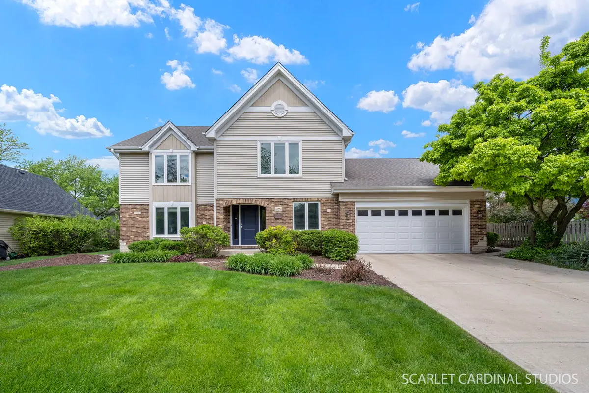 2010 Canterbury Place, Wheaton, IL 60189 - #1