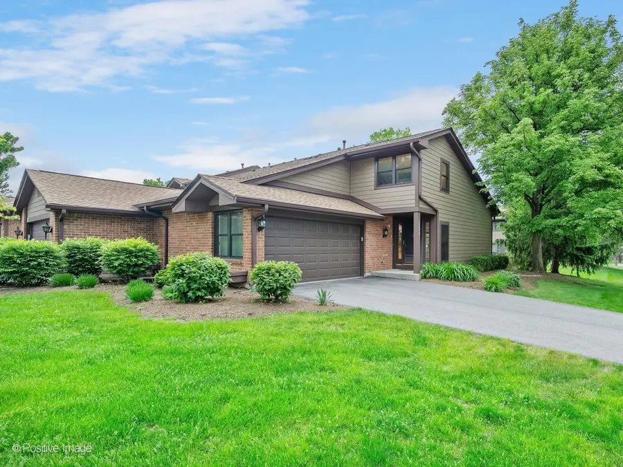 131 White Birch Lane, Westmont, IL 60559 - #2