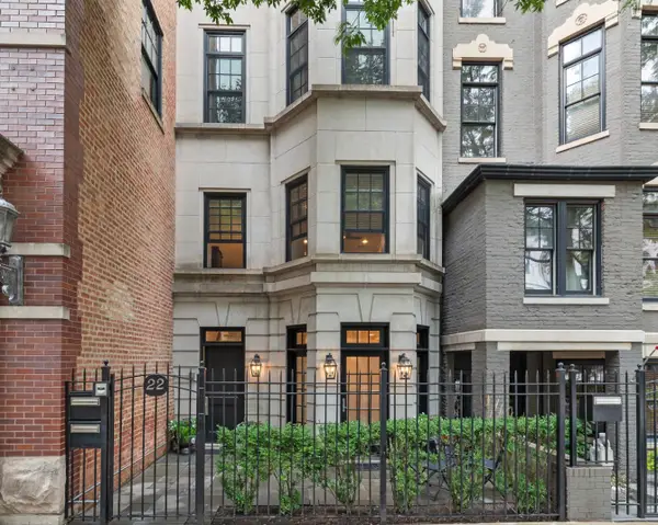 22 E Division Street #1, Chicago, IL 60610