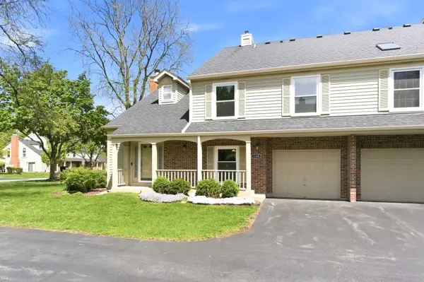 1324 Queensgreen Circle, Naperville, IL 60563