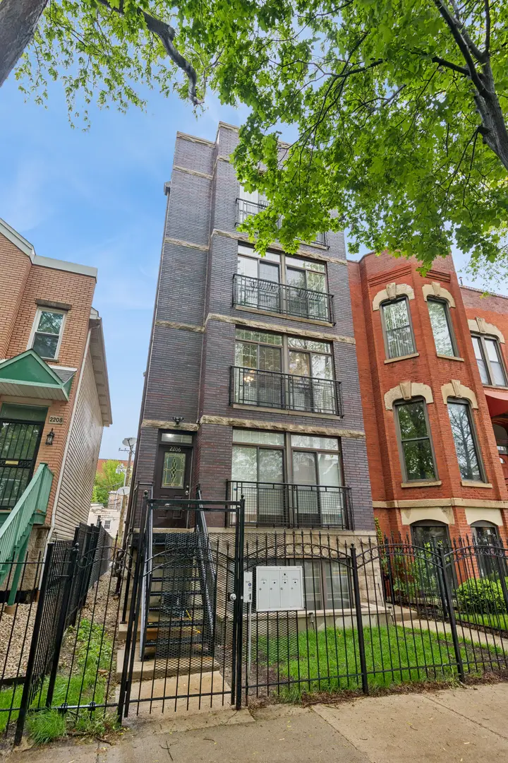 2206 W Monroe Street #2, Chicago, IL 60612 - #1