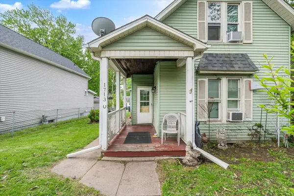 1713 W 9th Street, Davenport, IA 52804