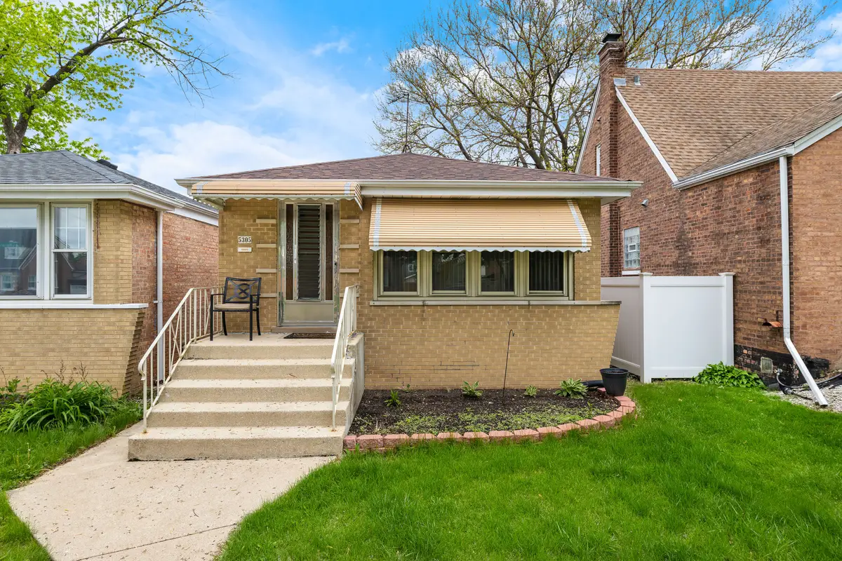 5305 S Menard Avenue, Chicago, IL 60638 - #1
