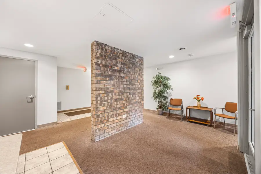 425 Walnut Creek Lane #1608, Lisle, IL 60532 - #3