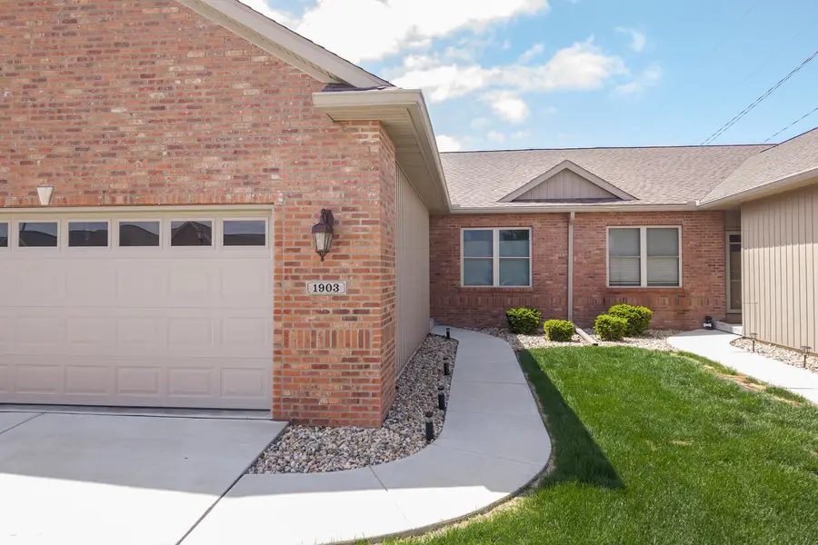 1903 Dunraven Road, Bloomington, IL 61704 - #2
