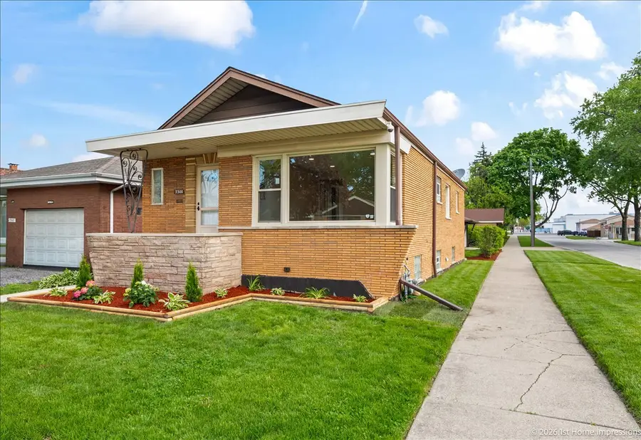 7300 W 61st Street, Summit, IL 60501 - #3