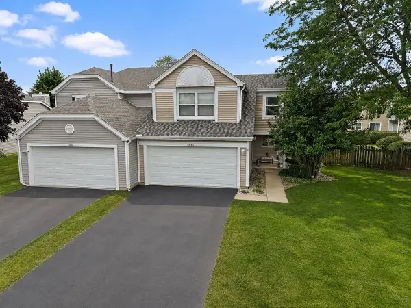 1493 Exeter Lane, South Elgin, IL 60177
