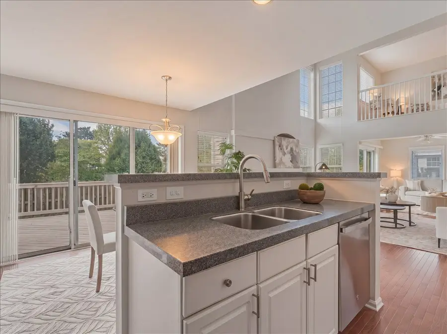1524 Woodbury Circle, Gurnee, IL 60031 - #2