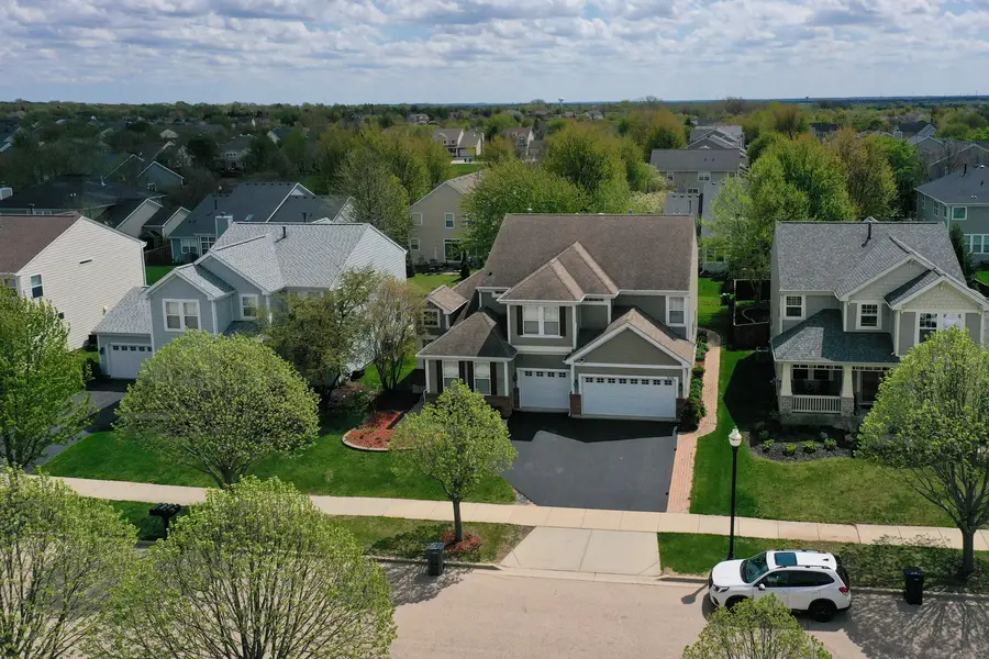 239 Pawtucket Avenue, Elgin, IL 60124 - #2
