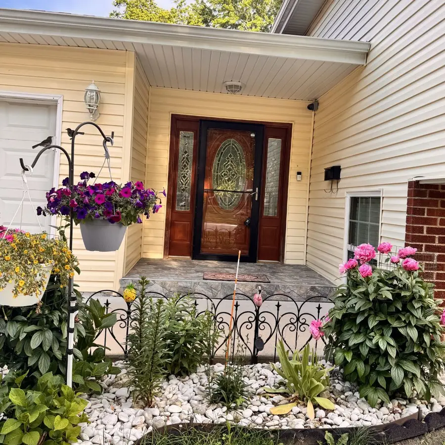 2215 Bradford Drive, Wheaton, IL 60189 - #2