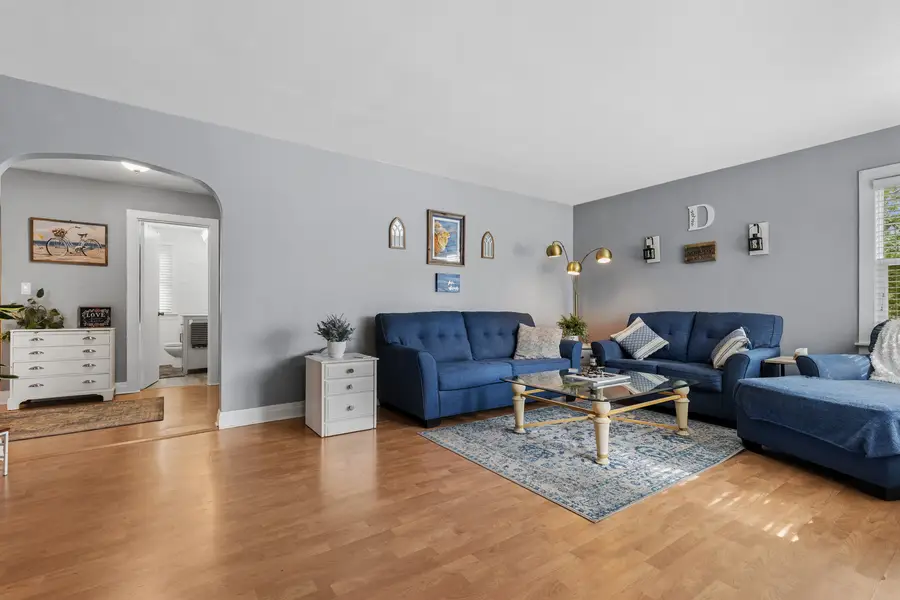 Address Withheld By Seller, Lake Zurich, IL 60047 - #2