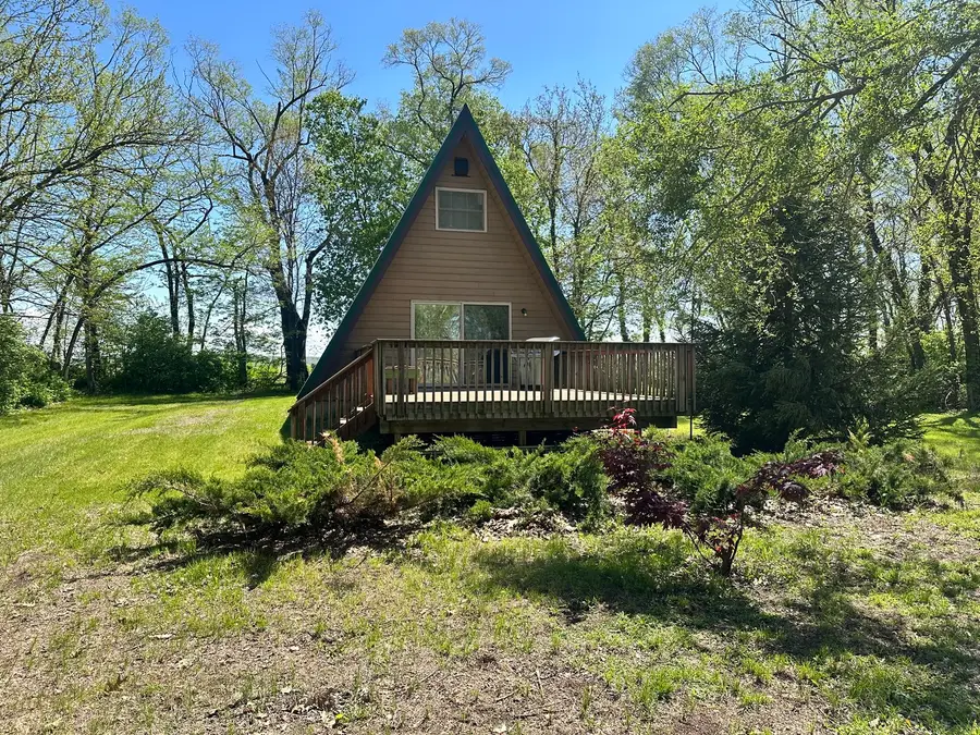 5863 Miner Road, Thomson, IL 61285 - #2