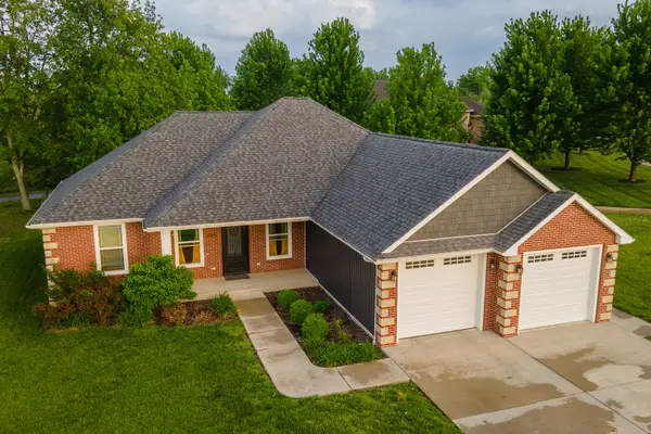 1503 Champions Drive, Marion, IL 62959