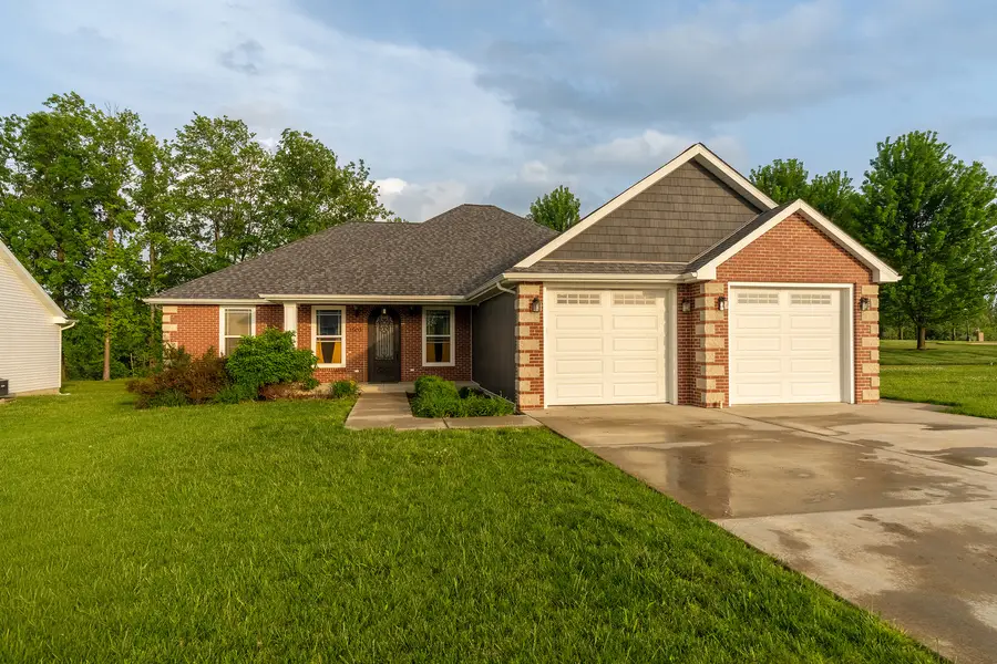 1503 Champions Drive, Marion, IL 62959 - #2
