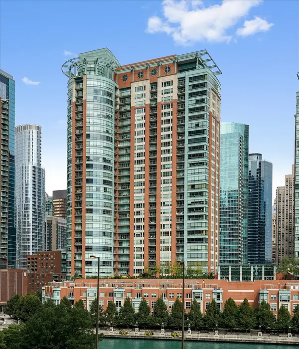 415 E North Water Street #1901, Chicago, IL 60611
