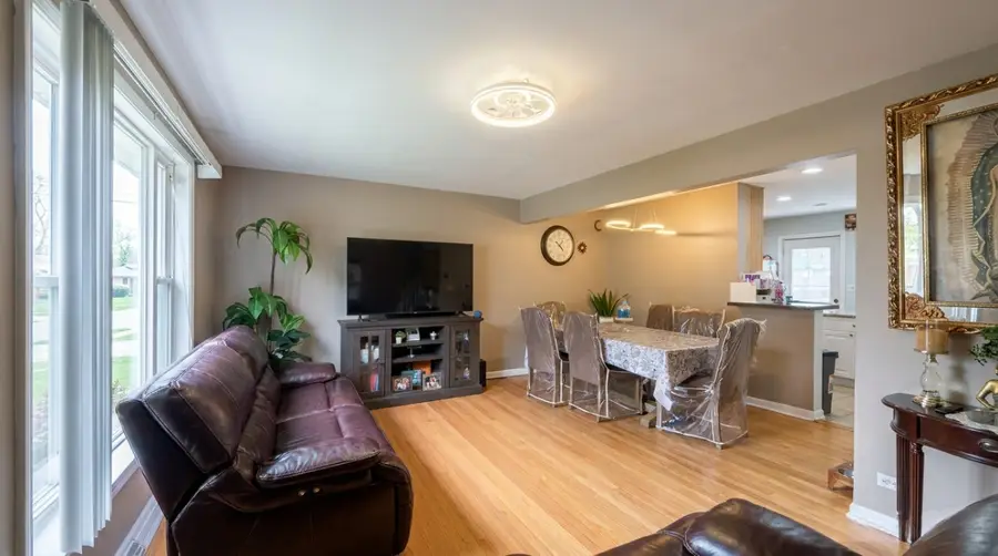 1819 W Norwood Street #C, Chicago, IL 60660 - #2