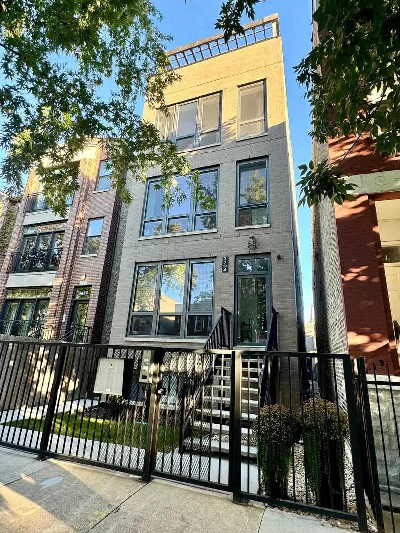 2704 W Thomas Street #2, Chicago, IL 60622 - #1
