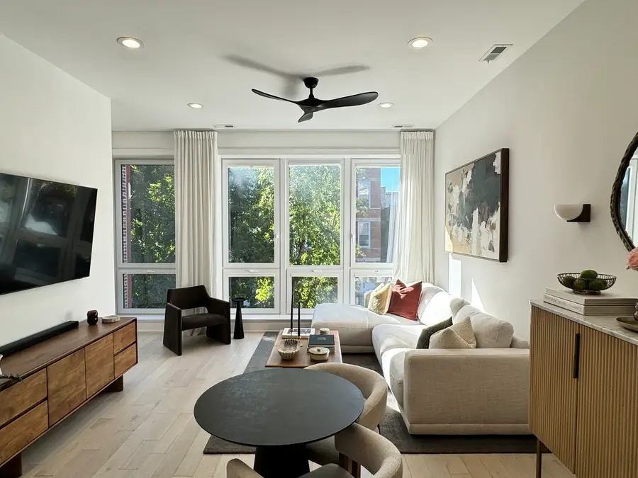 2704 W Thomas Street #2, Chicago, IL 60622 - #2