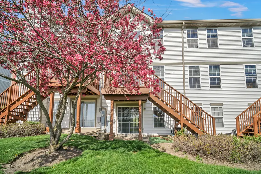 574 N Fox Trail #574, Round Lake, IL 60073 - #3