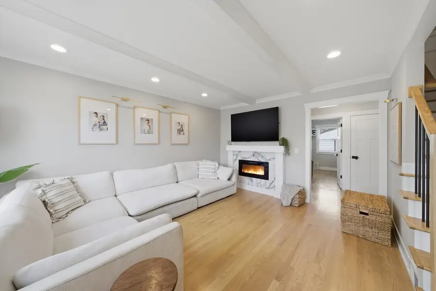 5204 S Oak Park Avenue, Chicago, IL 60638 - #3