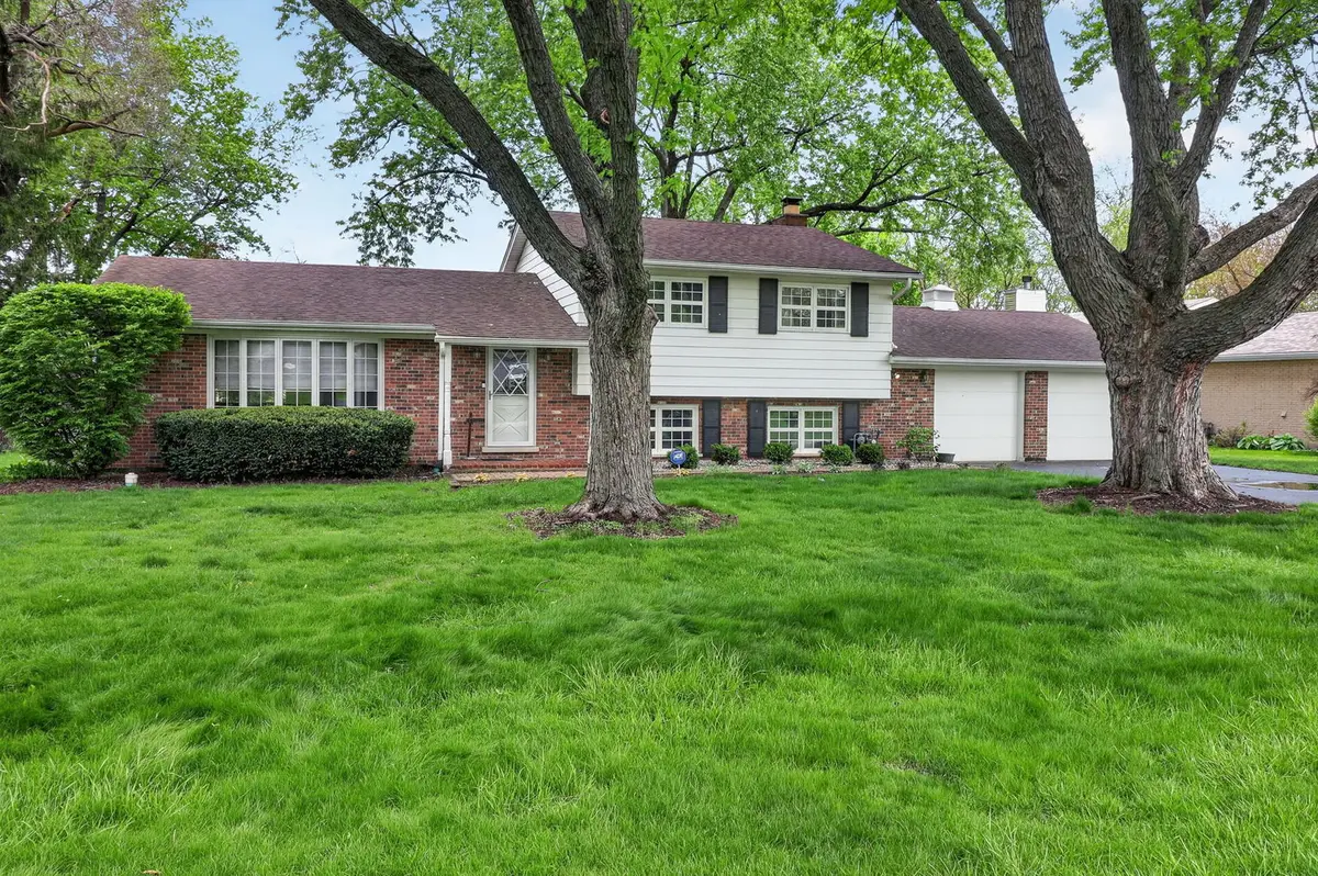 8607 Main Street, Downers Grove, IL 60516 - #1
