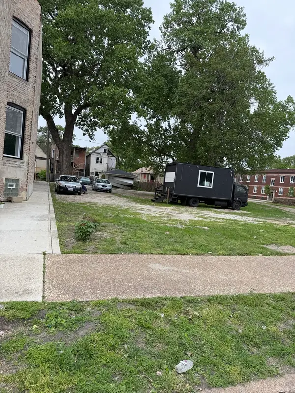 6410 S Morgan Street, Chicago, IL 60621