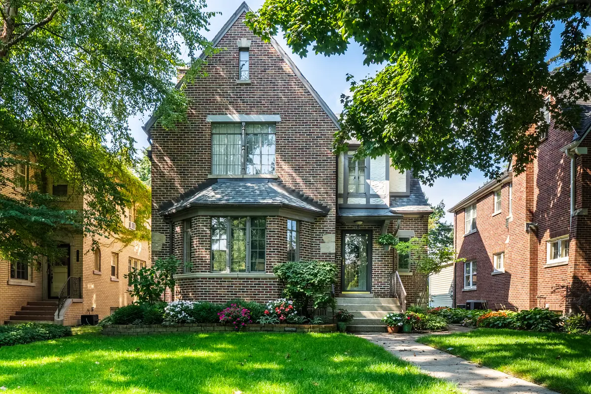 2512 Lawndale Avenue, Evanston, IL 60201 - #1