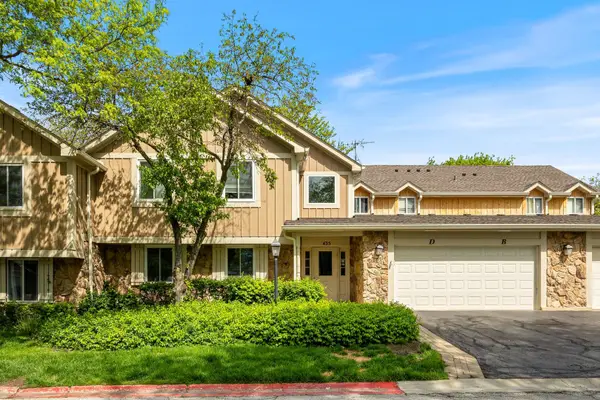 435 Sandpiper Court #A, Aurora, IL 60504