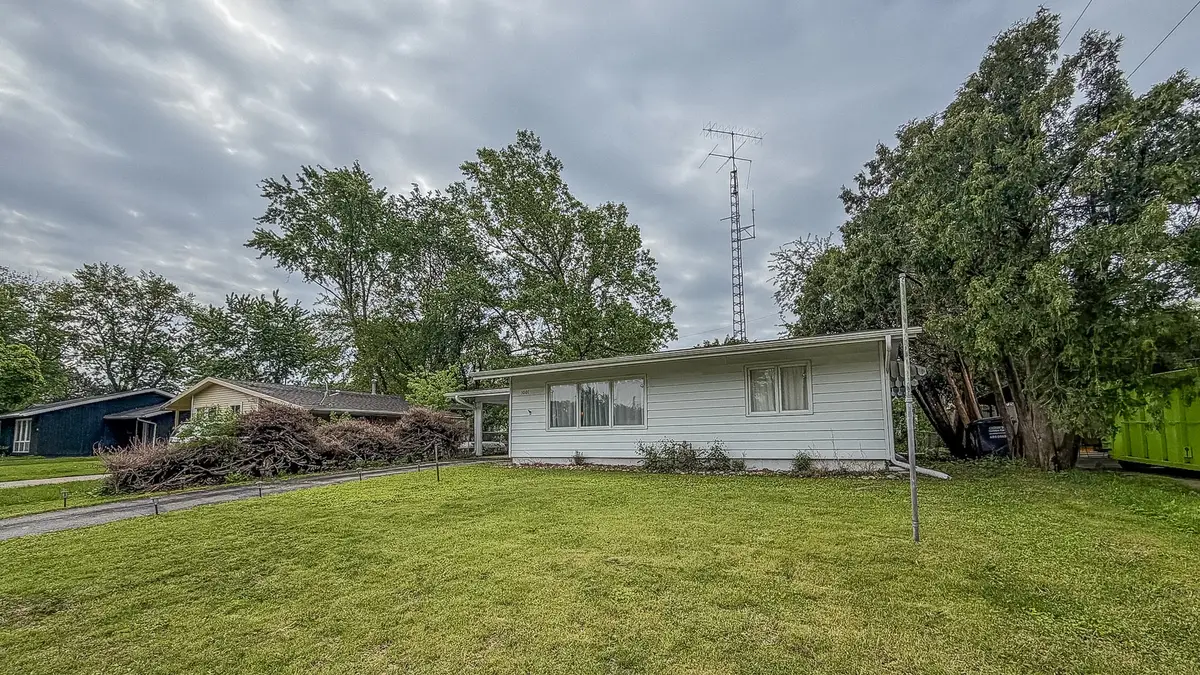 1001 E Burkwood Drive, Urbana, IL 61801 - #1