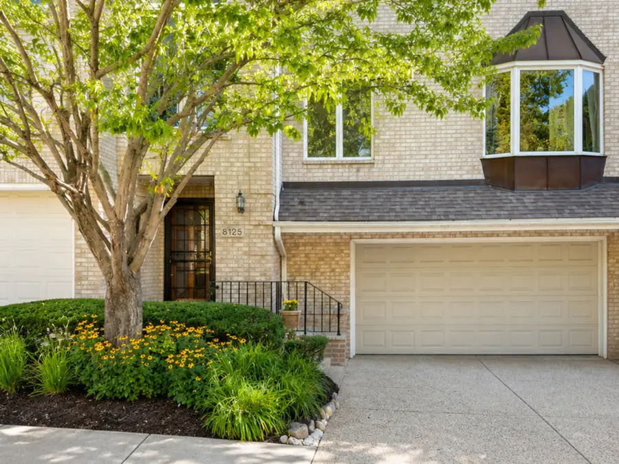 8125 S Prairie Park Place, Chicago, IL 60619 - #2