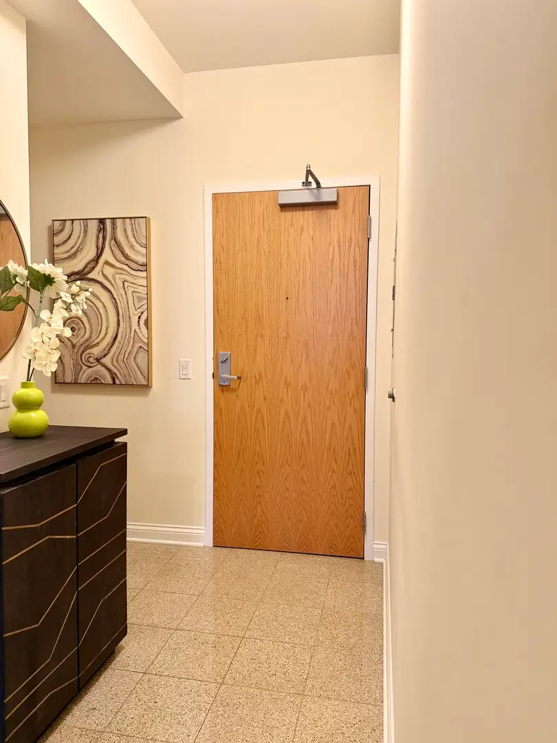 8 W Monroe Street #1105, Chicago, IL 60603 - #3