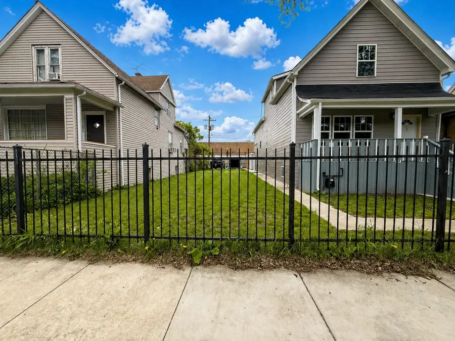 5415 W Rice Street, Chicago, IL 60651 - #2