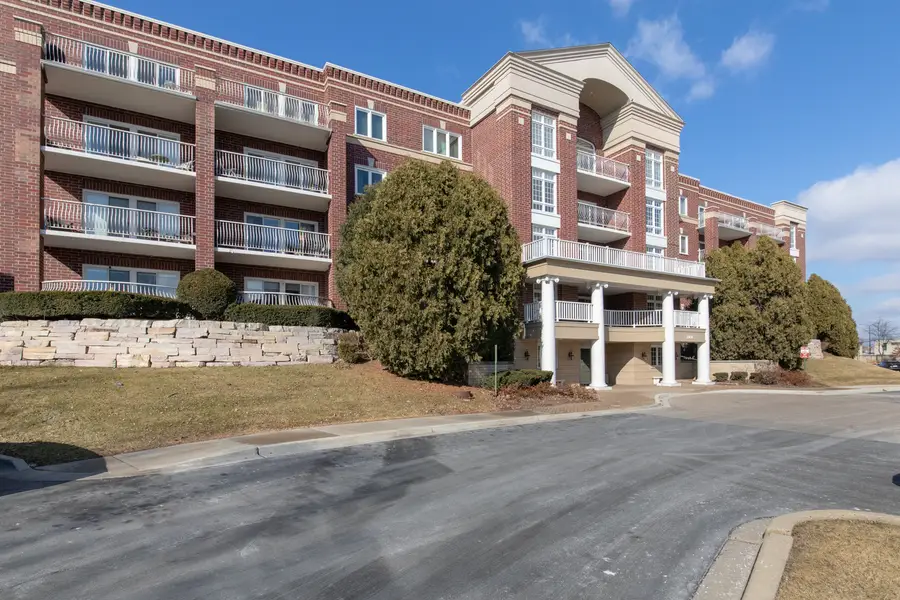 7031 W Touhy Avenue #201, Niles, IL 60714 - #2